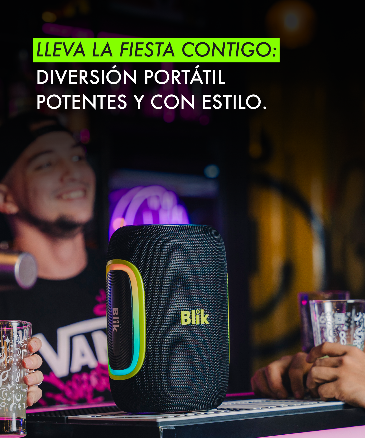 Parlantes portátiles Blik con Bluetooth, batería de larga duración y sonido potente. Llévalos donde quieras. Compra en Blikstore.com con envío a Chile.