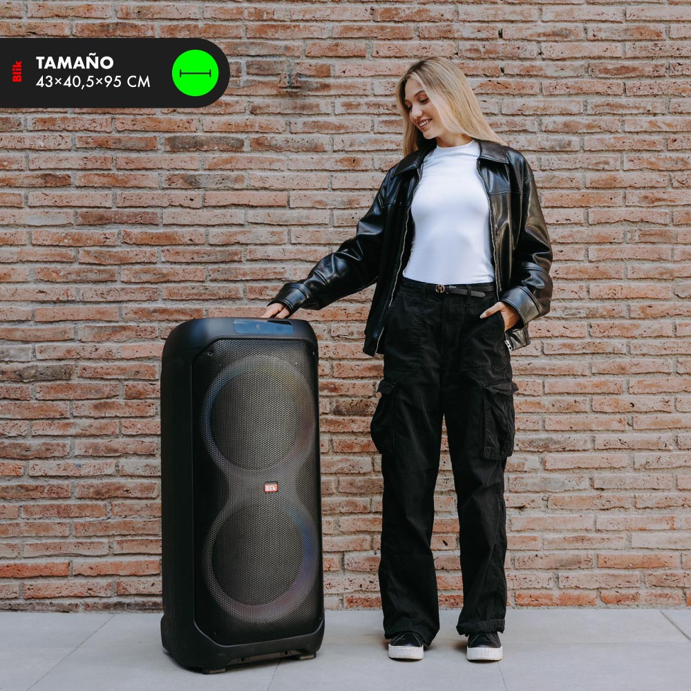 Parlante Bluetooth Karaoke Con Micrófono Blik Lightmax12 tamaño portable